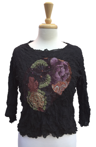 31 Long-sleeve crinkle top with central floral print.  Made in France
