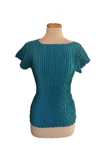 Pleated cap sleeves Top. Made in France.
