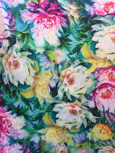Scarf with colorful and painterly flowers
