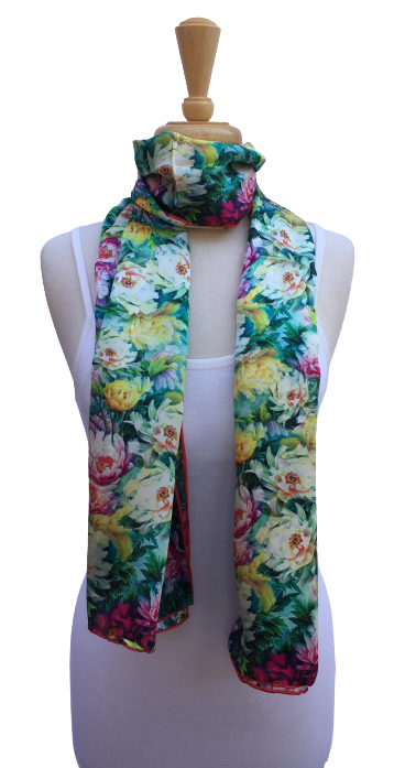 Scarf with colorful and painterly flowers