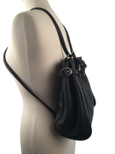 7360 - Convertible Handbag-to-Backpack in Black